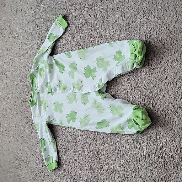 Carter's Baby Boy's Sleeper - Picture 1 of 8